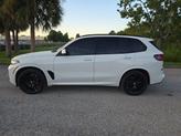 Thumbnail of 2024 Alpine White BMW X5