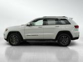 Thumbnail of 2022 Bright White Clearcoat Jeep Grand Cherokee