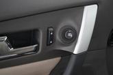 Thumbnail of 2013 White Platinum Clearcoat Metallic Ford Edge