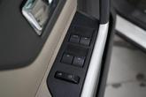 Thumbnail of 2013 White Platinum Clearcoat Metallic Ford Edge