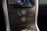 Thumbnail of 2013 White Platinum Clearcoat Metallic Ford Edge