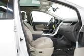 Thumbnail of 2013 White Platinum Clearcoat Metallic Ford Edge