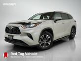 Photo of 2021 Blizzard Pearl Toyota Highlander