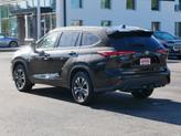 Thumbnail of 2022 Midnight Black Metallic Toyota Highlander