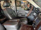 Thumbnail of 2014 Onyx Black GMC Yukon