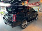 Thumbnail of 2014 Onyx Black GMC Yukon