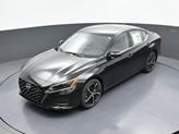 Thumbnail of 2025 Super Black Clearcoat Nissan Altima