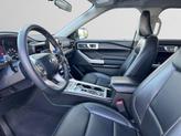Thumbnail of 2024 Oxford White Ford Explorer