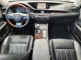 Thumbnail of 2018  Lexus ES 350