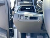 Thumbnail of 2025 Argent Silver Metallic Cadillac XT5