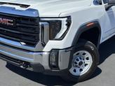Thumbnail of 2025 Summit White GMC Sierra 2500