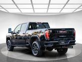 Thumbnail of 2024 Onyx Black GMC Sierra 2500
