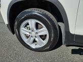 Thumbnail of 2021 Iridescent Pearl Tricoat Chevrolet Trax