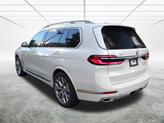 Thumbnail of 2026 Mineral White Metallic BMW X7