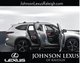 Thumbnail of 2022 Celestial Silver Metallic Toyota Highlander