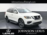 Thumbnail of 2019 Pearl White Tricoat Nissan Pathfinder