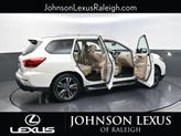 Thumbnail of 2019 Pearl White Tricoat Nissan Pathfinder