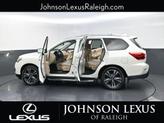 Thumbnail of 2019 Pearl White Tricoat Nissan Pathfinder