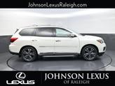 Thumbnail of 2019 Pearl White Tricoat Nissan Pathfinder