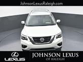 Thumbnail of 2019 Pearl White Tricoat Nissan Pathfinder