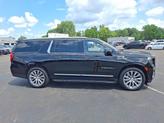 Thumbnail of 2023 Onyx Black GMC Yukon XL