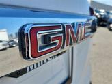 Thumbnail of 2022 Summit White GMC Acadia