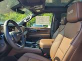Thumbnail of 2025 Iridescent Pearl Tricoat Chevrolet Tahoe
