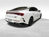 Thumbnail of 2022 Glacial White Pearl Kia K5