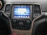 Thumbnail of 2017 Bright White Clearcoat Jeep Grand Cherokee
