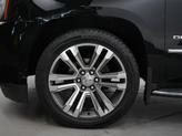 Thumbnail of 2019 Onyx Black GMC Yukon
