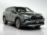 Thumbnail of 2020 Moon Dust Toyota Highlander Hybrid