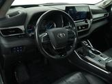 Thumbnail of 2020 Moon Dust Toyota Highlander Hybrid