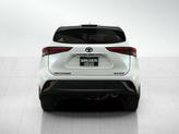 Thumbnail of 2022 White Toyota Highlander