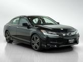 Thumbnail of 2016 Crystal Black Pearl Honda Accord