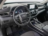Thumbnail of 2024 Magnetic Gray Toyota Highlander