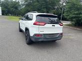 Thumbnail of 2016 Bright White Clearcoat Jeep Cherokee