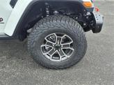 Thumbnail of 2025 Bright White Clearcoat Jeep Gladiator