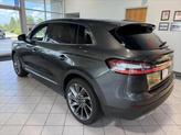 Thumbnail of 2019 Magnetic Gray Metallic Lincoln Nautilus