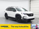 Photo of 2022 White Honda Pilot