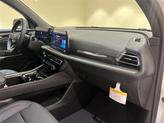 Thumbnail of 2025 Summit White Chevrolet Traverse