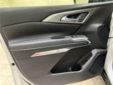 Thumbnail of 2025 Summit White Chevrolet Traverse