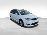 Thumbnail of 2019 Bright White Clearcoat Chrysler Pacifica