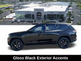 Thumbnail of 2025 Diamond Black Crystal Pearlcoat Jeep Grand Cherokee L