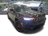Thumbnail of 2024 Diamond Black Crystal Pearlcoat Jeep Grand Cherokee