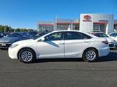 Thumbnail of 2017 Super White Toyota Camry