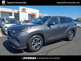 Photo of 2023 Magnetic Gray Metallic Toyota Highlander