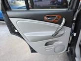 Thumbnail of 2006 White Saturn Vue