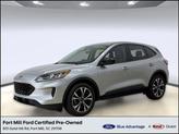 Photo of 2022 Iconic Silver Metallic Ford Escape