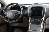 Thumbnail of 2016 Luxe Metallic Lincoln MKX