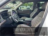 Thumbnail of 2024 Opal White Pearl Effect Volkswagen Atlas
